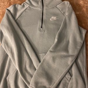 NIKE half zip sweater